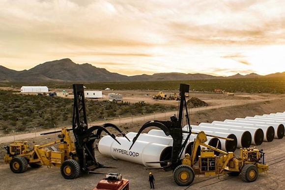 Hyperloop, il treno a lievitazione magnetica che viaggia a 1200 km/h